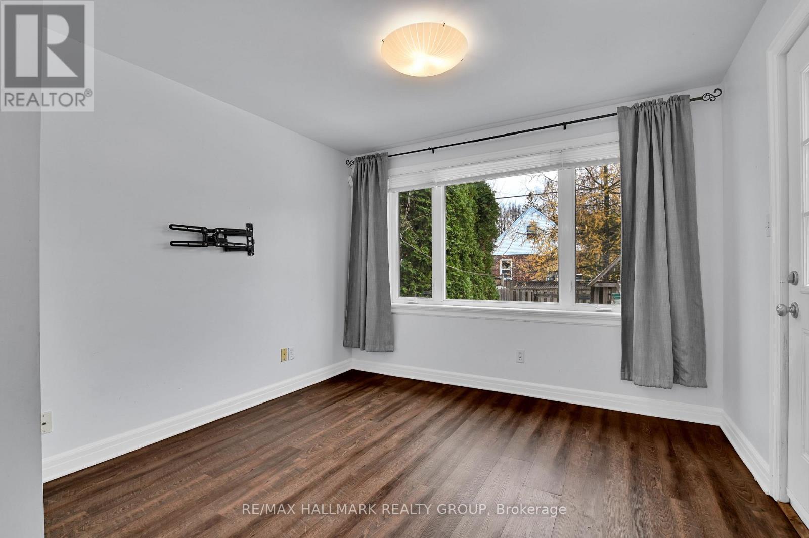 6 Centennial Boulevard, Ottawa, Ontario K1S 0M7 - Photo 15 - X12576002