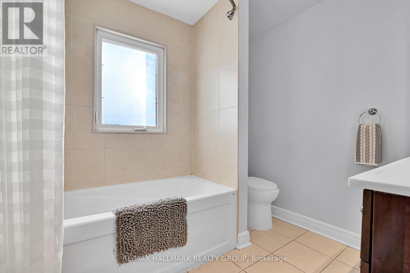 6 Centennial Boulevard, Ottawa, Ontario K1S 0M7 - Photo 20 - X12576002