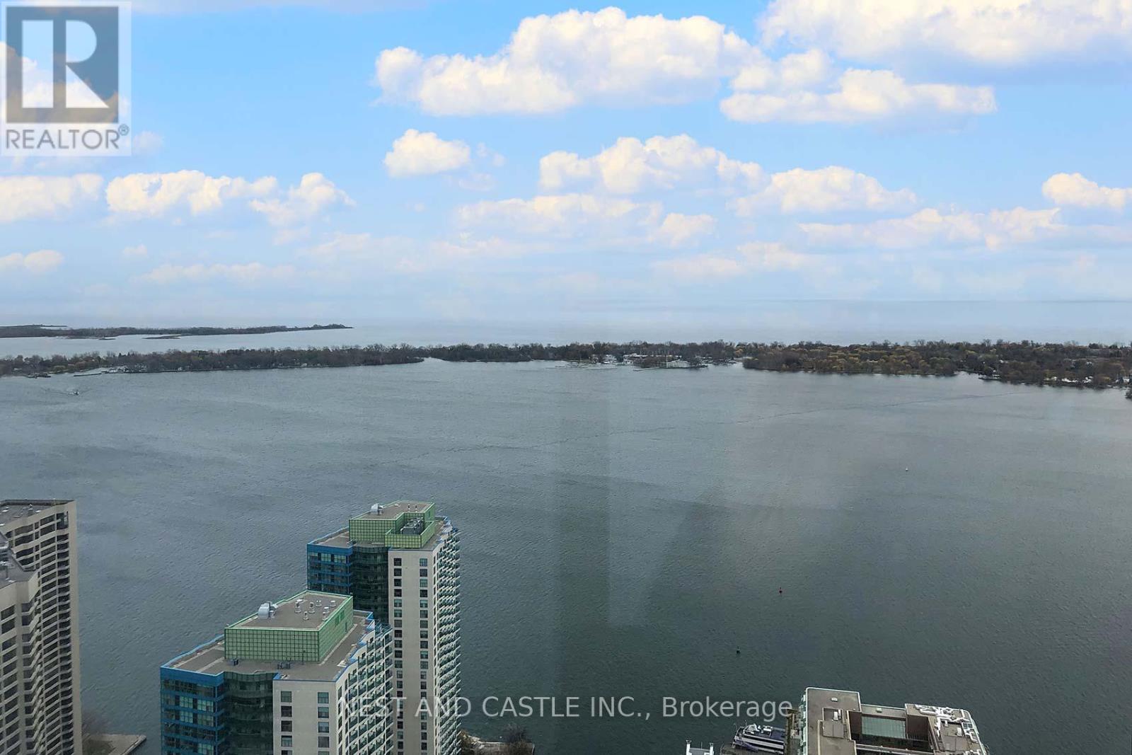 5807 - 10 York Street, Toronto, Ontario  M5J 0E1 - Photo 18 - C12477368