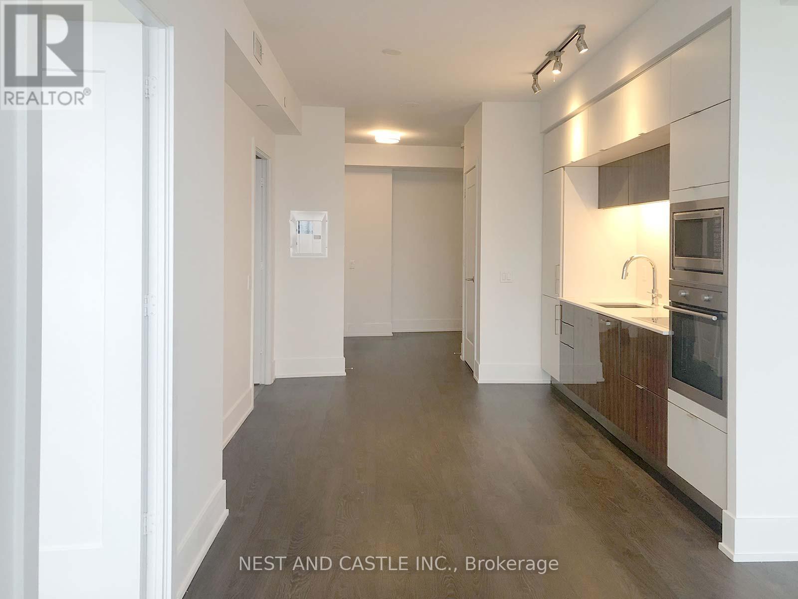 5807 - 10 York Street, Toronto, Ontario  M5J 0E1 - Photo 12 - C12477368