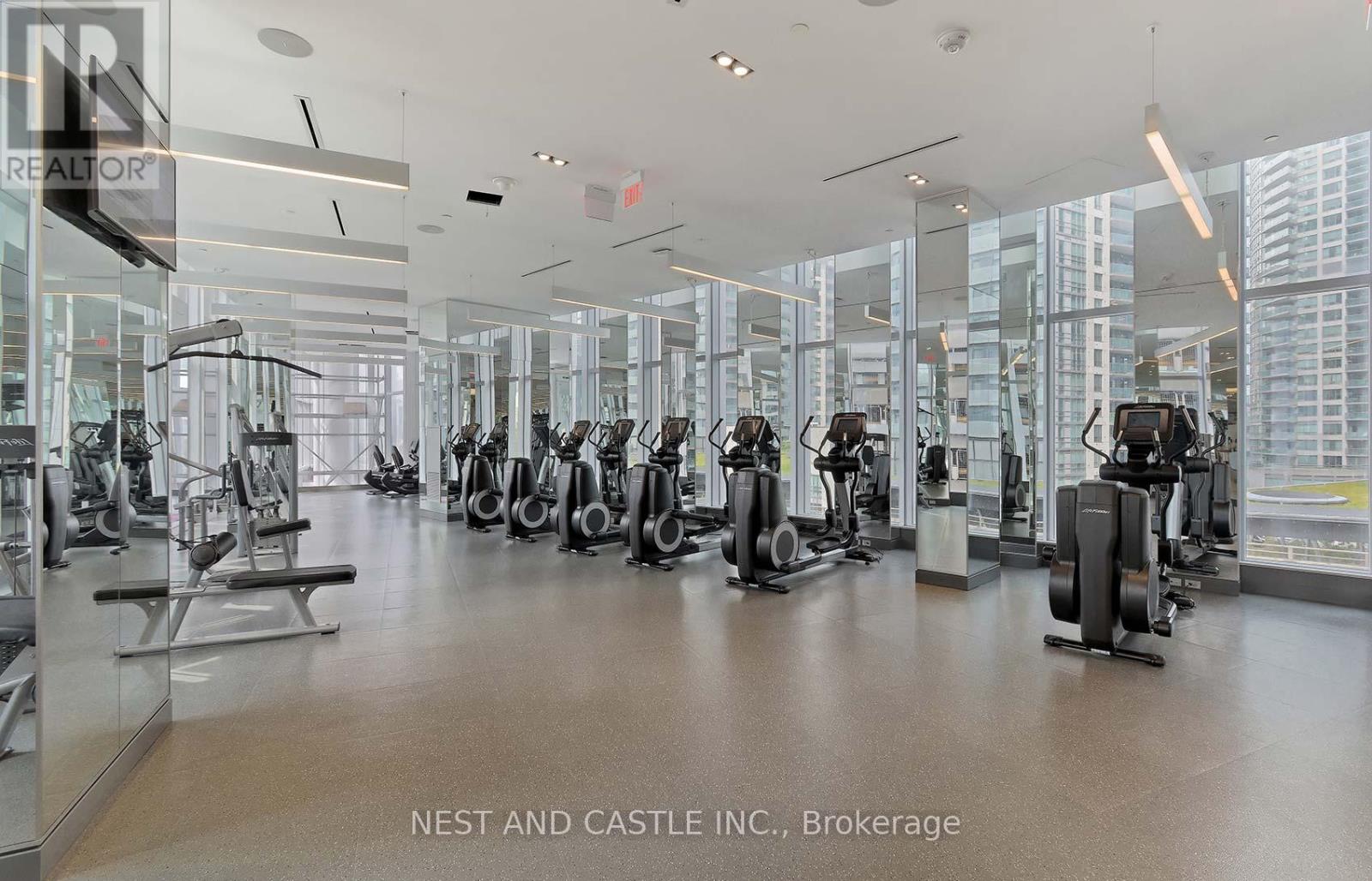 5807 - 10 York Street, Toronto, Ontario  M5J 0E1 - Photo 23 - C12477368