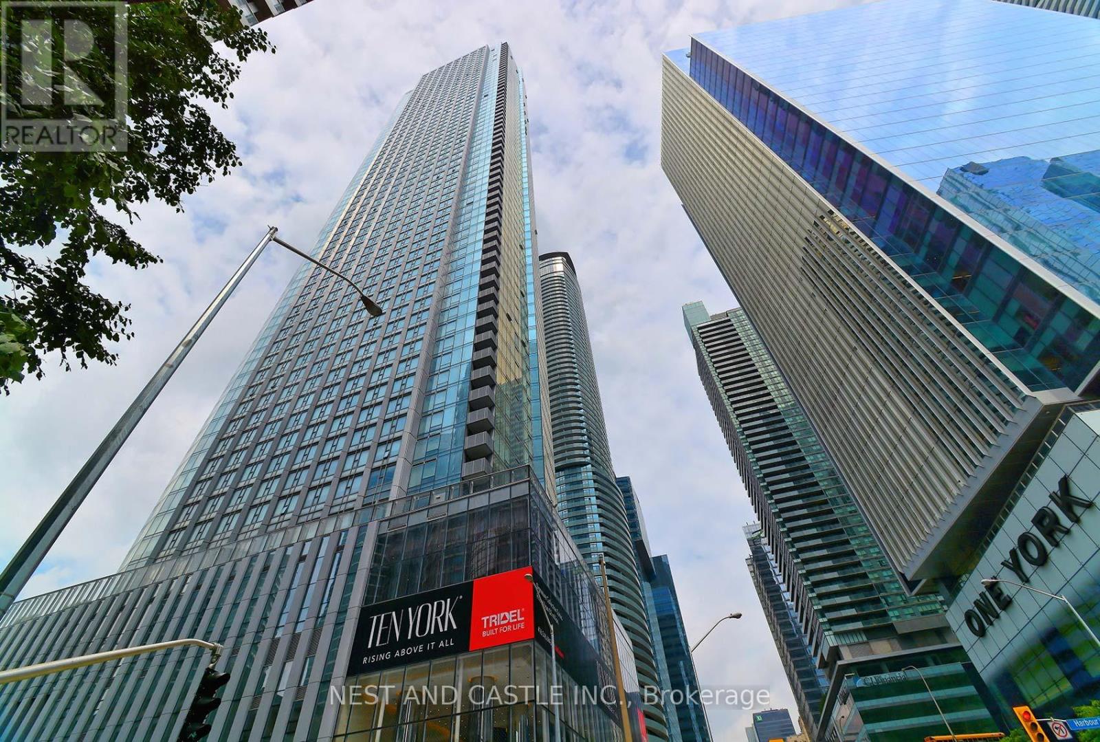 5807 - 10 York Street, Toronto, Ontario  M5J 0E1 - Photo 4 - C12477368