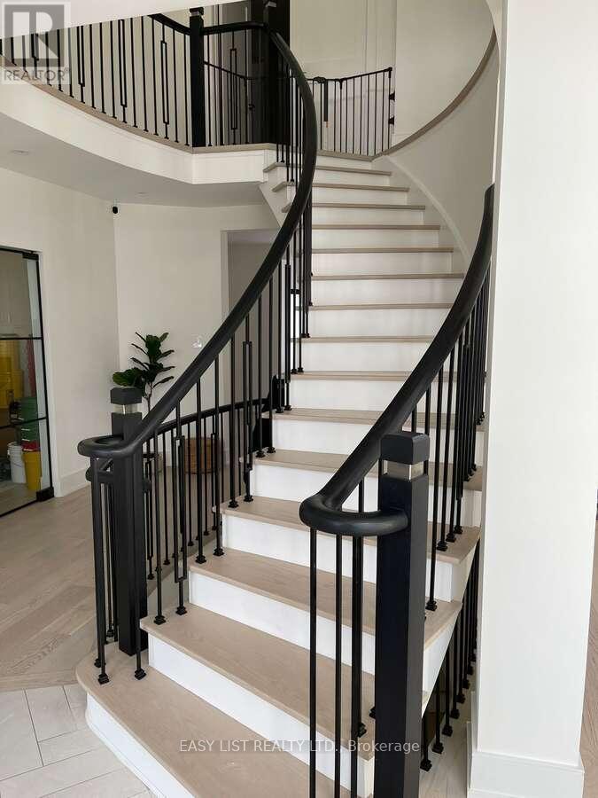 6 Devonridge Crescent, Toronto, Ontario  M1C 5B1 - Photo 9 - E11939793