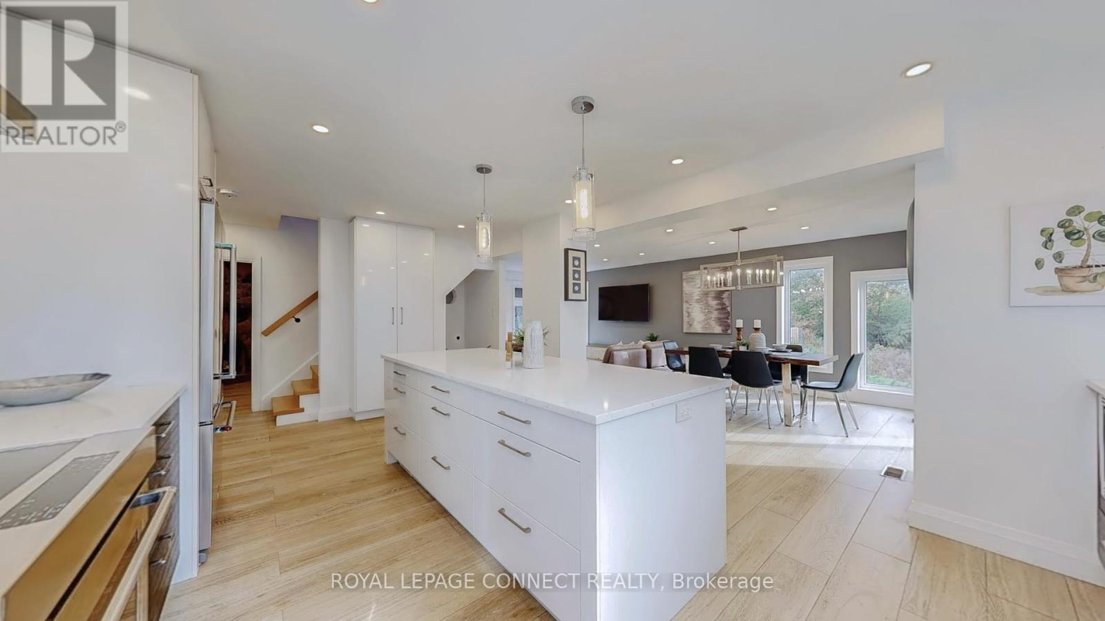 1406 Old Forest Road, Pickering, Ontario  L1V 1N7 - Photo 12 - E12478364