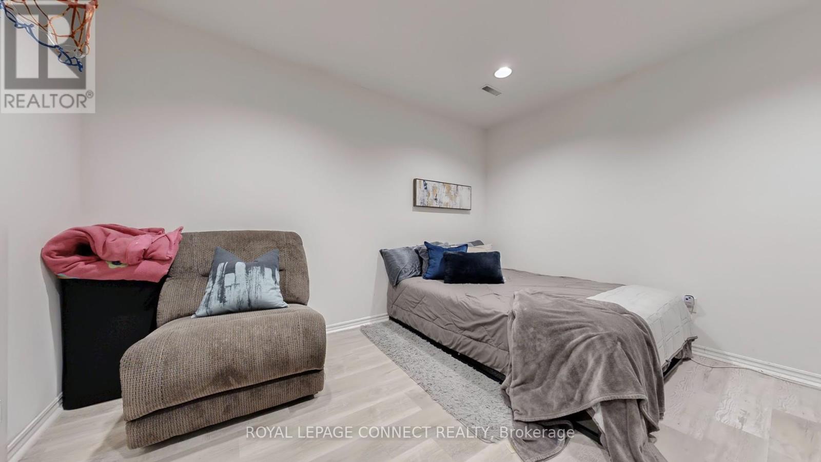 1406 Old Forest Road, Pickering, Ontario  L1V 1N7 - Photo 31 - E12478364