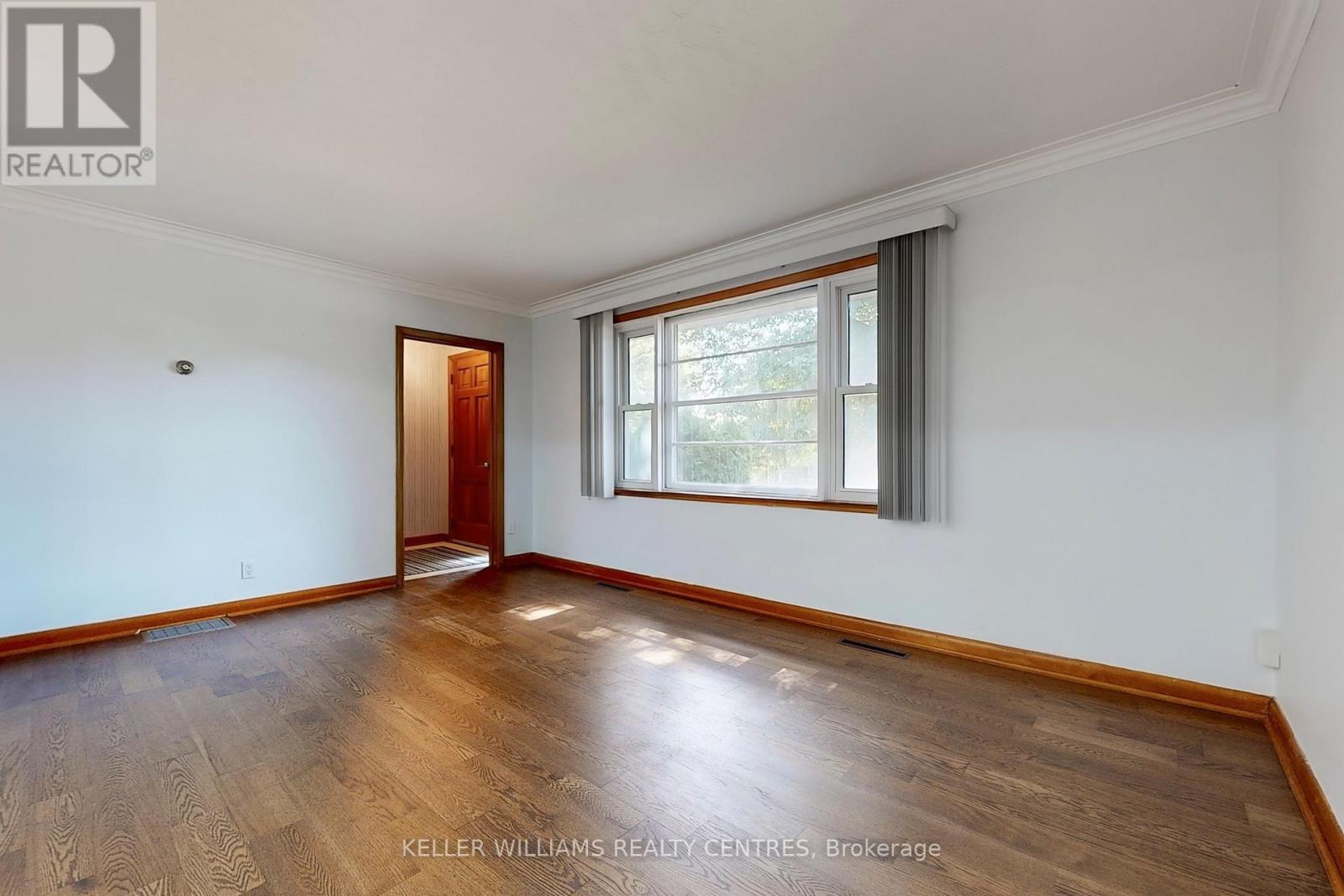 Unit A - 252 Elgin Mills Road W, Richmond Hill (Westbrook), Ontario  L4C 4M2 - Photo 11 - N12424370