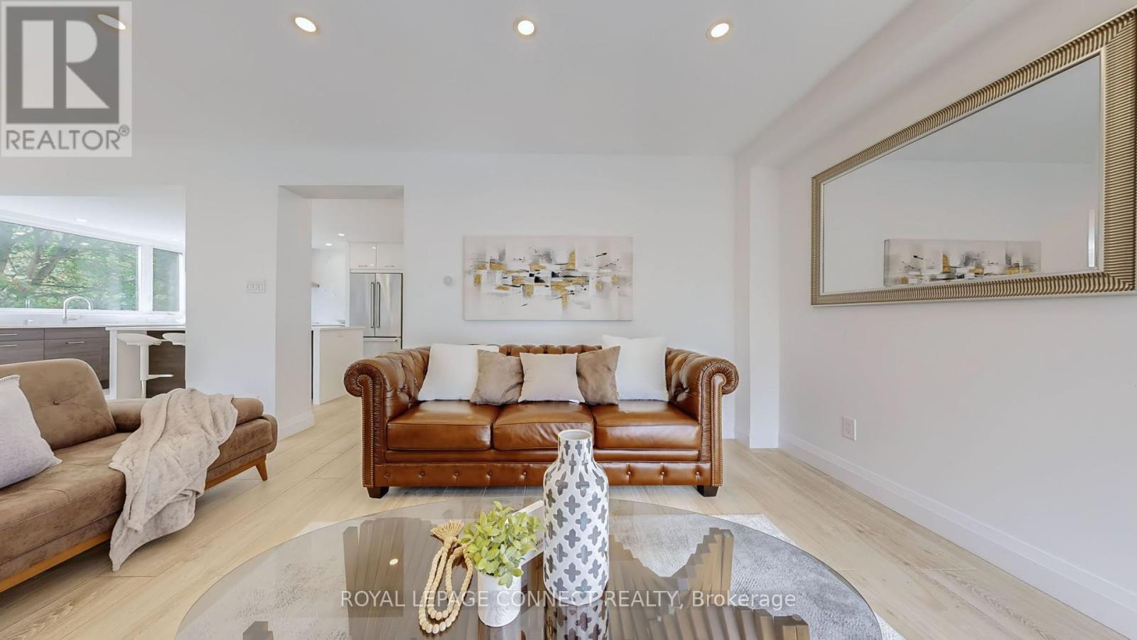 1406 Old Forest Road, Pickering, Ontario  L1V 1N7 - Photo 5 - E12478364