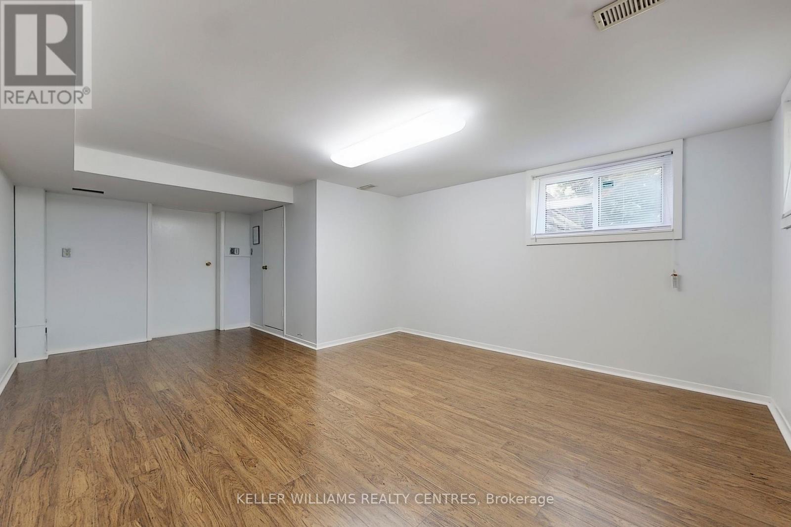 Unit B - 252 Elgin Mills Road W, Richmond Hill (Westbrook), Ontario  L4C 4M2 - Photo 11 - N12424417