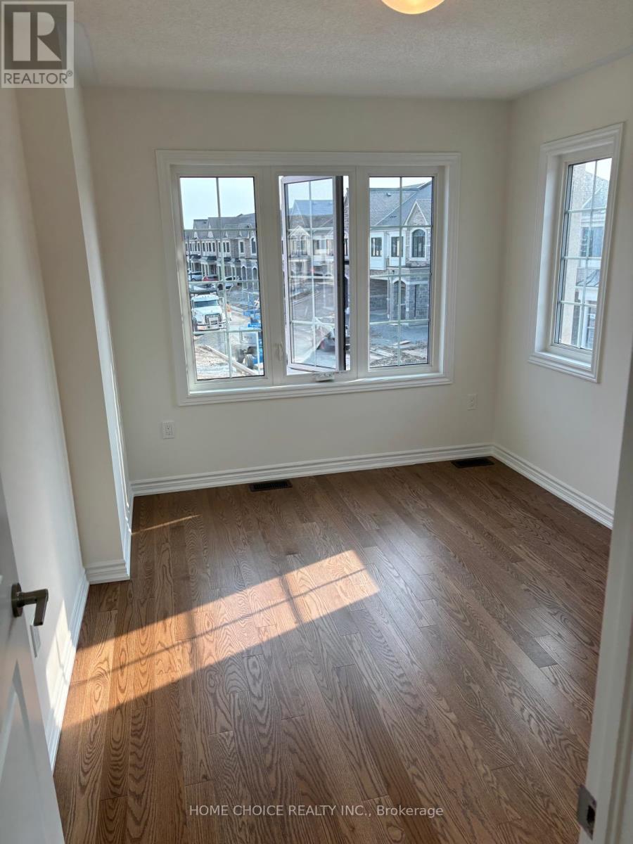 1474 Periwinkle Place, Milton, Ontario  L9T 2X5 - Photo 25 - W12488248