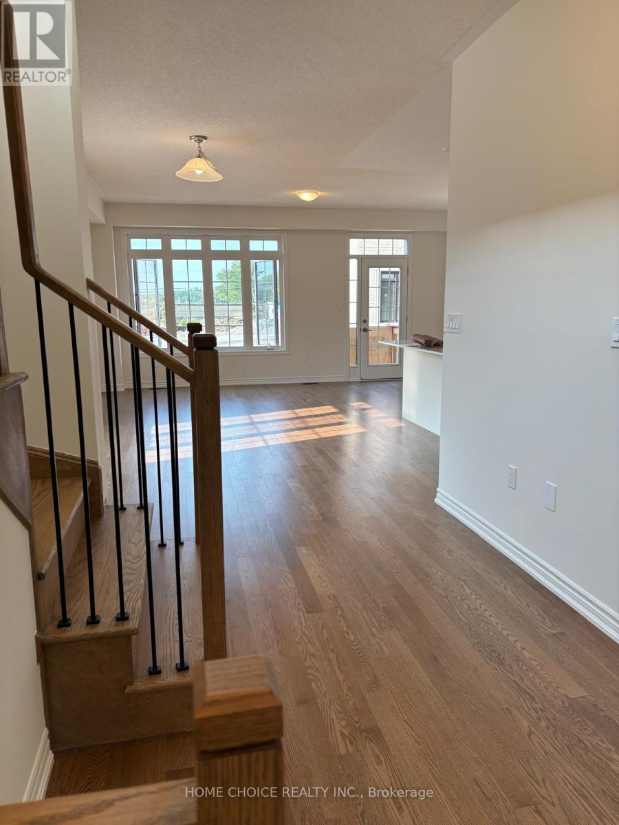 1474 Periwinkle Place, Milton, Ontario  L9T 2X5 - Photo 16 - W12488248