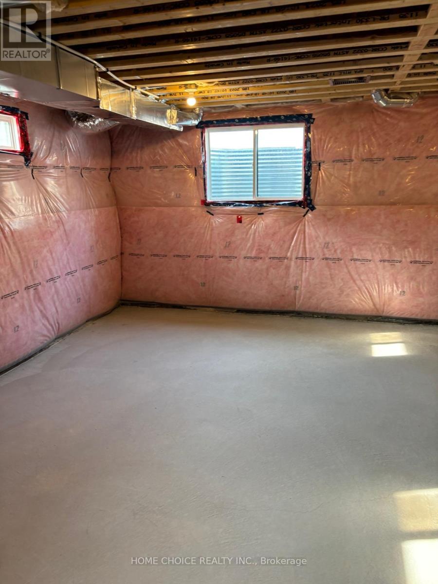 1474 Periwinkle Place, Milton, Ontario  L9T 2X5 - Photo 13 - W12488248