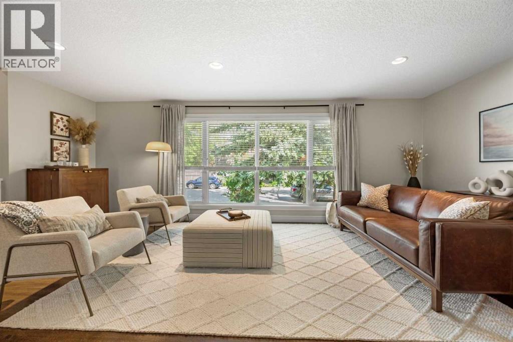 8027 Churchill Drive Sw, Calgary, Alberta  T2V 2S5 - Photo 6 - A2265747