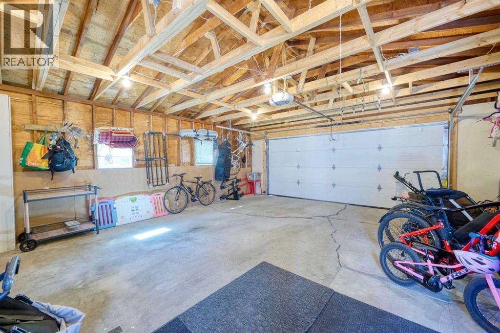 8027 Churchill Drive Sw, Calgary, Alberta  T2V 2S5 - Photo 44 - A2265747