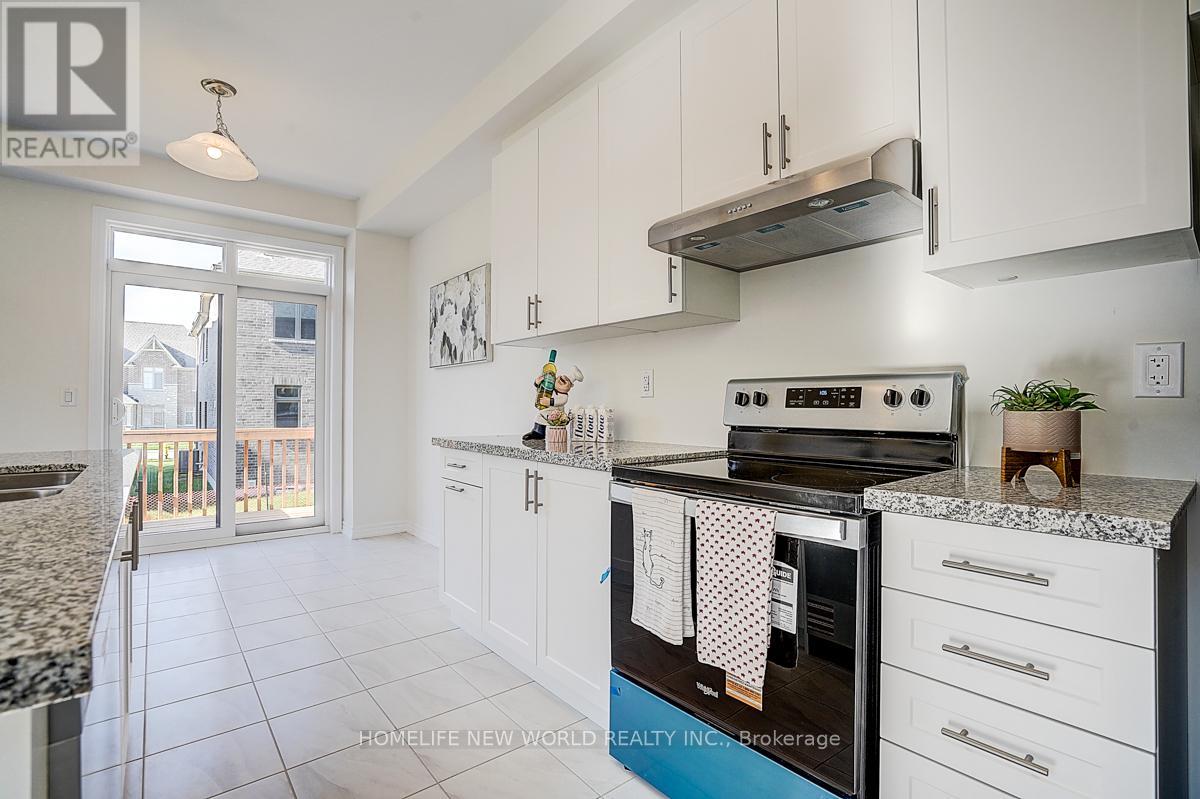 4 Freeman Williams Street, Markham, Ontario  L6C 3M8 - Photo 15 - N12576578