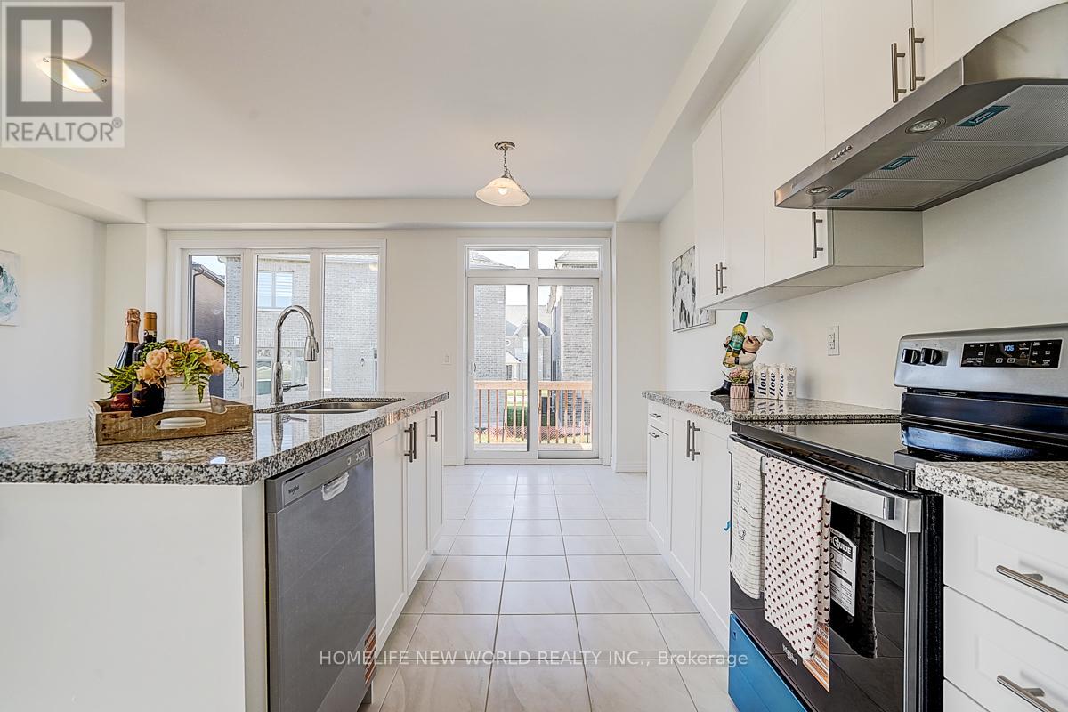 4 Freeman Williams Street, Markham, Ontario  L6C 3M8 - Photo 16 - N12576578