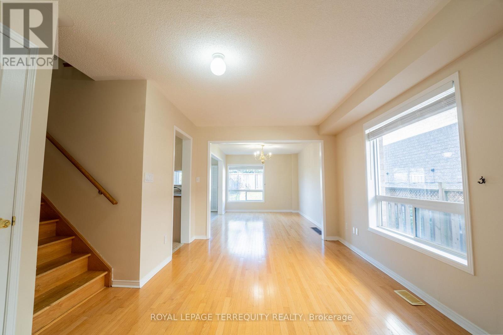 168 Deepsprings Crescent, Vaughan, Ontario  L6A 3L4 - Photo 2 - N12576580