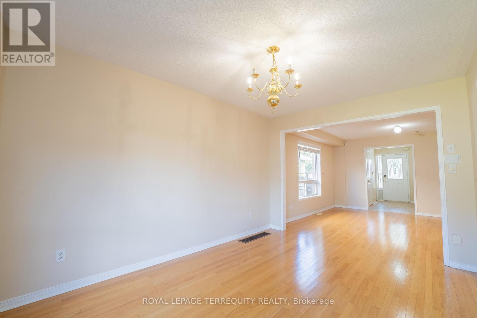 168 Deepsprings Crescent, Vaughan, Ontario  L6A 3L4 - Photo 3 - N12576580