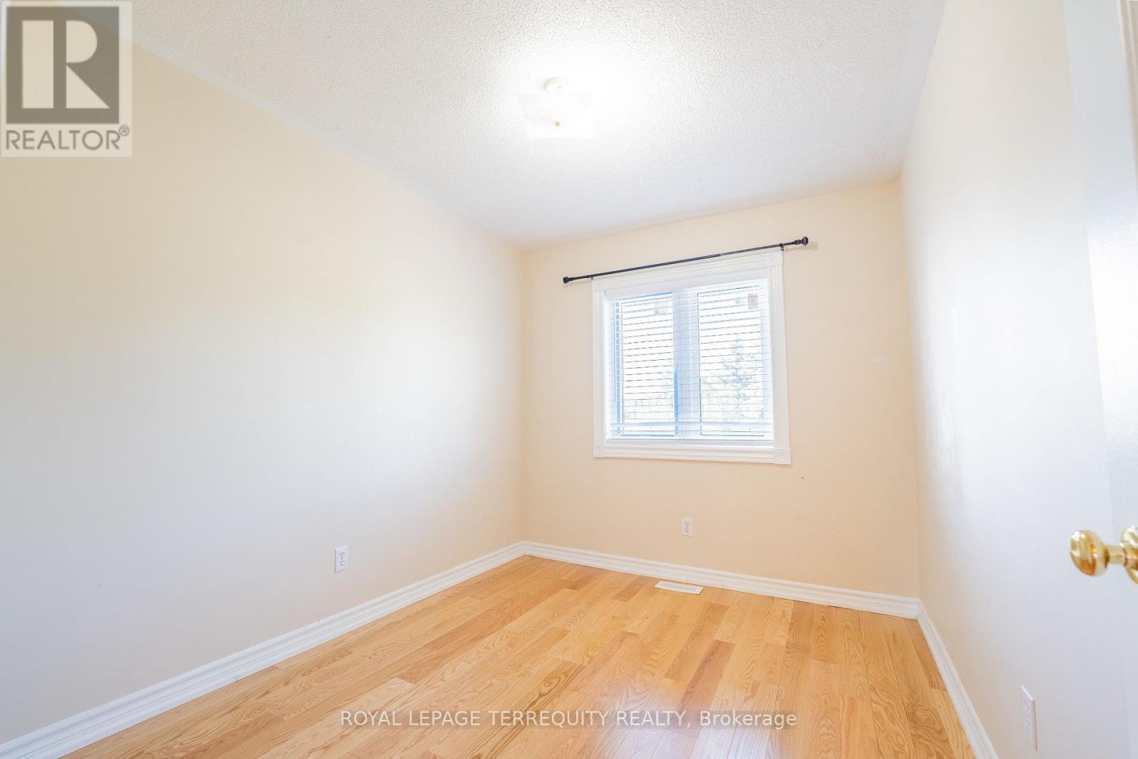 168 Deepsprings Crescent, Vaughan, Ontario  L6A 3L4 - Photo 9 - N12576580