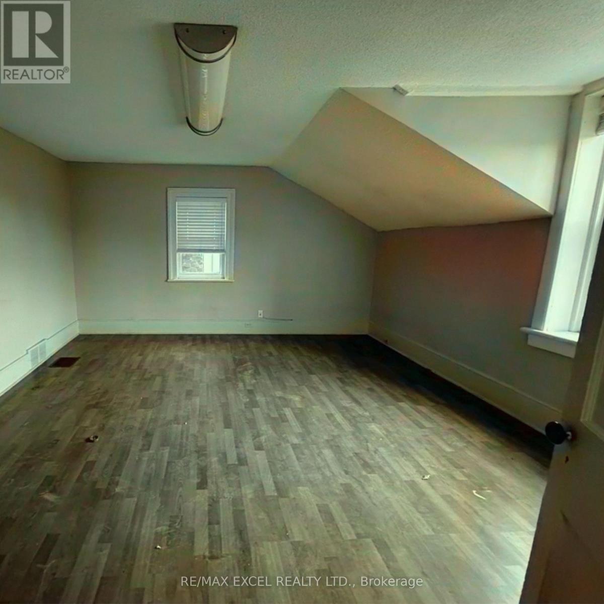 6282 Main Street, Whitchurch-Stouffville, Ontario  L4A 1G7 - Photo 4 - N12576584