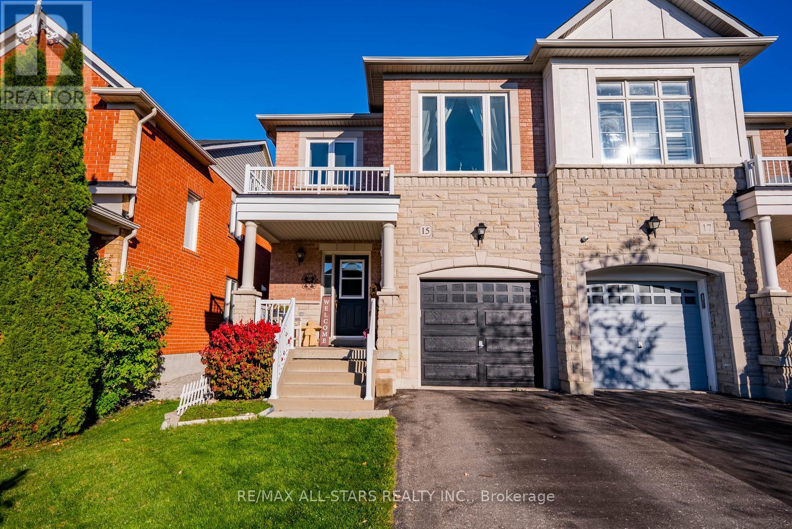 15 AMOS LEHMAN WAY, Whitchurch-Stouffville, Ontario