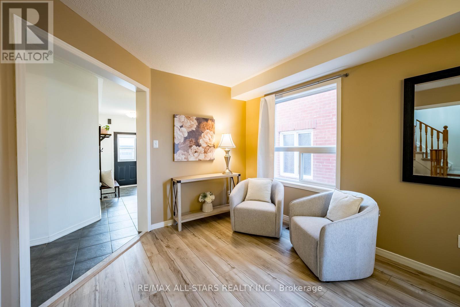 15 Amos Lehman Way, Whitchurch-Stouffville, Ontario  L4A 0J9 - Photo 11 - N12576610