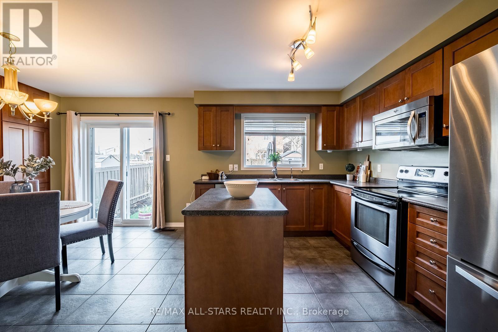 15 Amos Lehman Way, Whitchurch-Stouffville, Ontario  L4A 0J9 - Photo 14 - N12576610