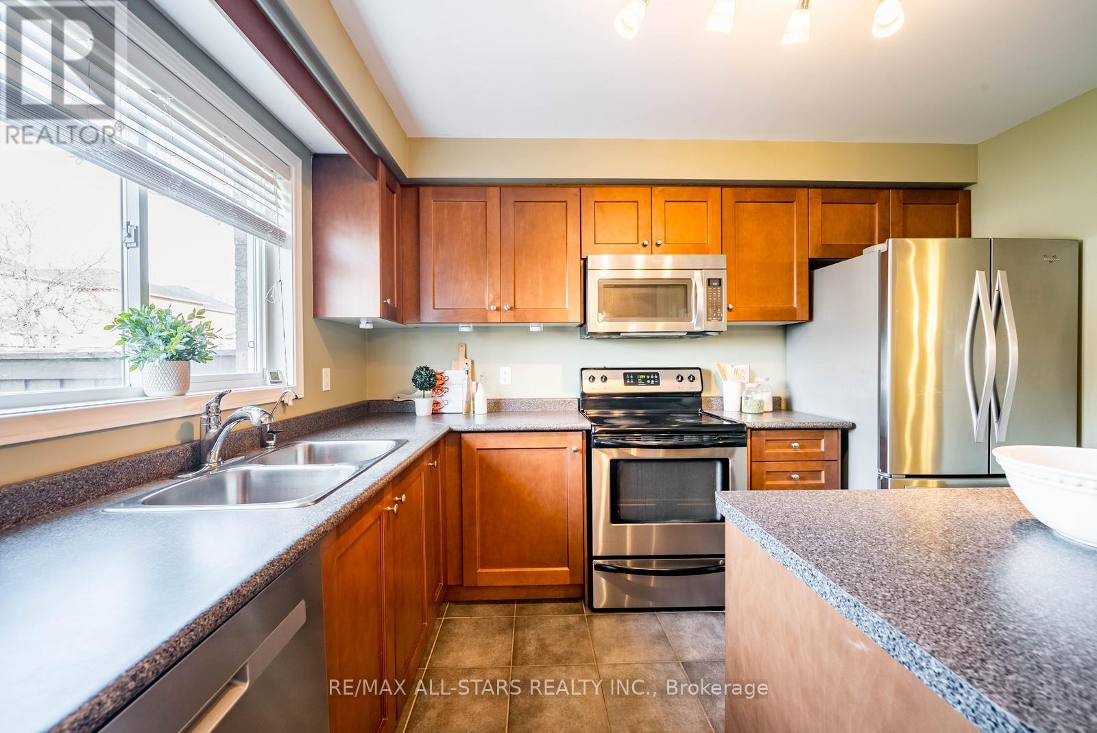 15 Amos Lehman Way, Whitchurch-Stouffville, Ontario  L4A 0J9 - Photo 16 - N12576610