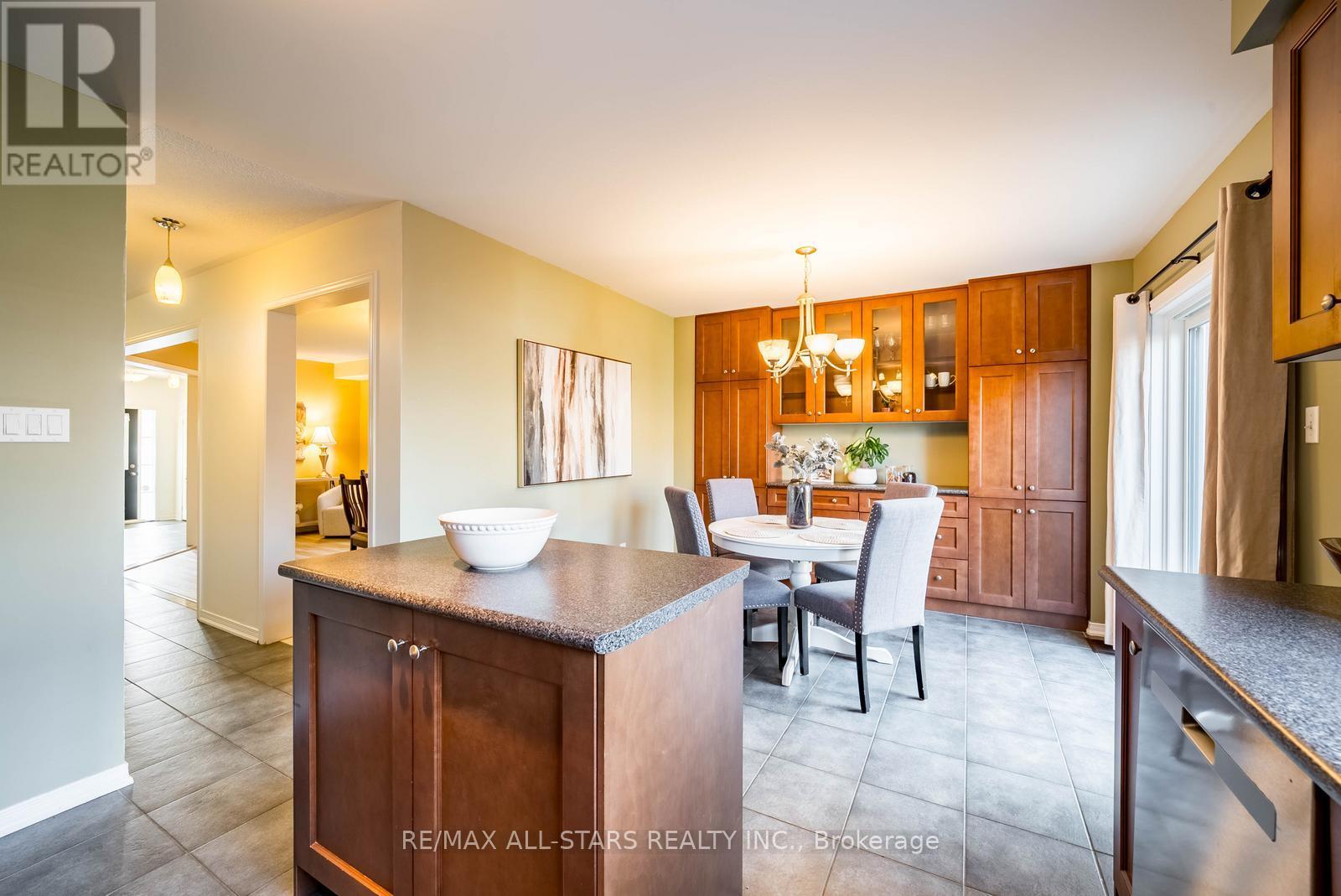 15 Amos Lehman Way, Whitchurch-Stouffville, Ontario  L4A 0J9 - Photo 17 - N12576610