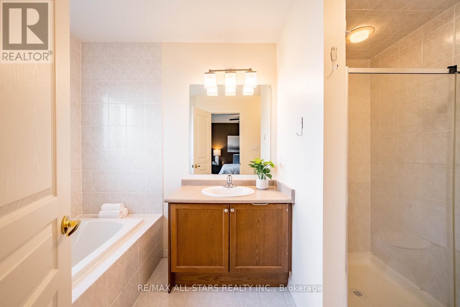 15 Amos Lehman Way, Whitchurch-Stouffville, Ontario  L4A 0J9 - Photo 31 - N12576610