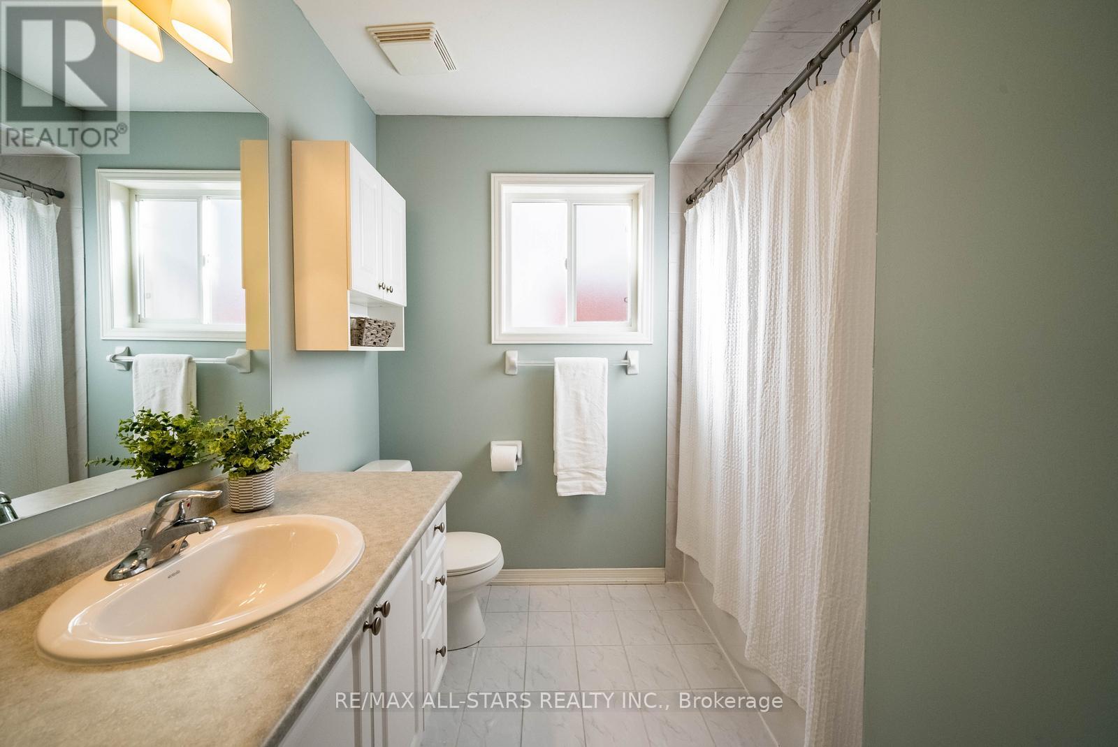 15 Amos Lehman Way, Whitchurch-Stouffville, Ontario  L4A 0J9 - Photo 33 - N12576610