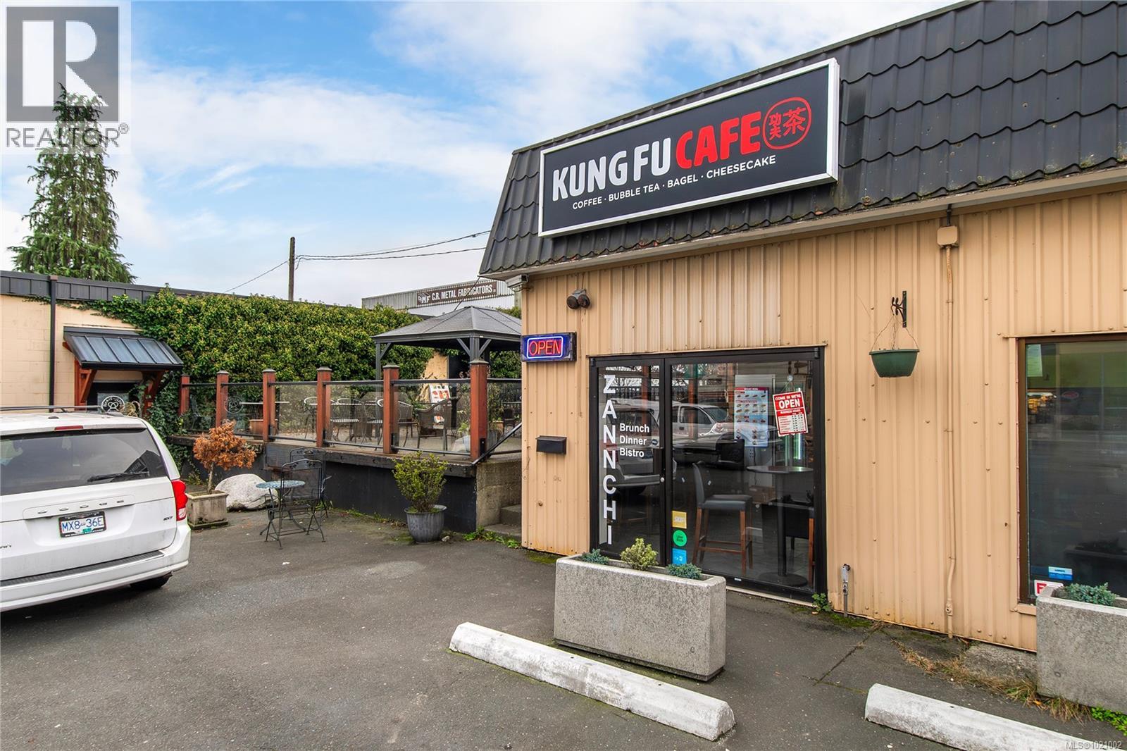 A 1995 Island Hwy, Campbell River, British Columbia  V9W 2G3 - Photo 2 - 1021002