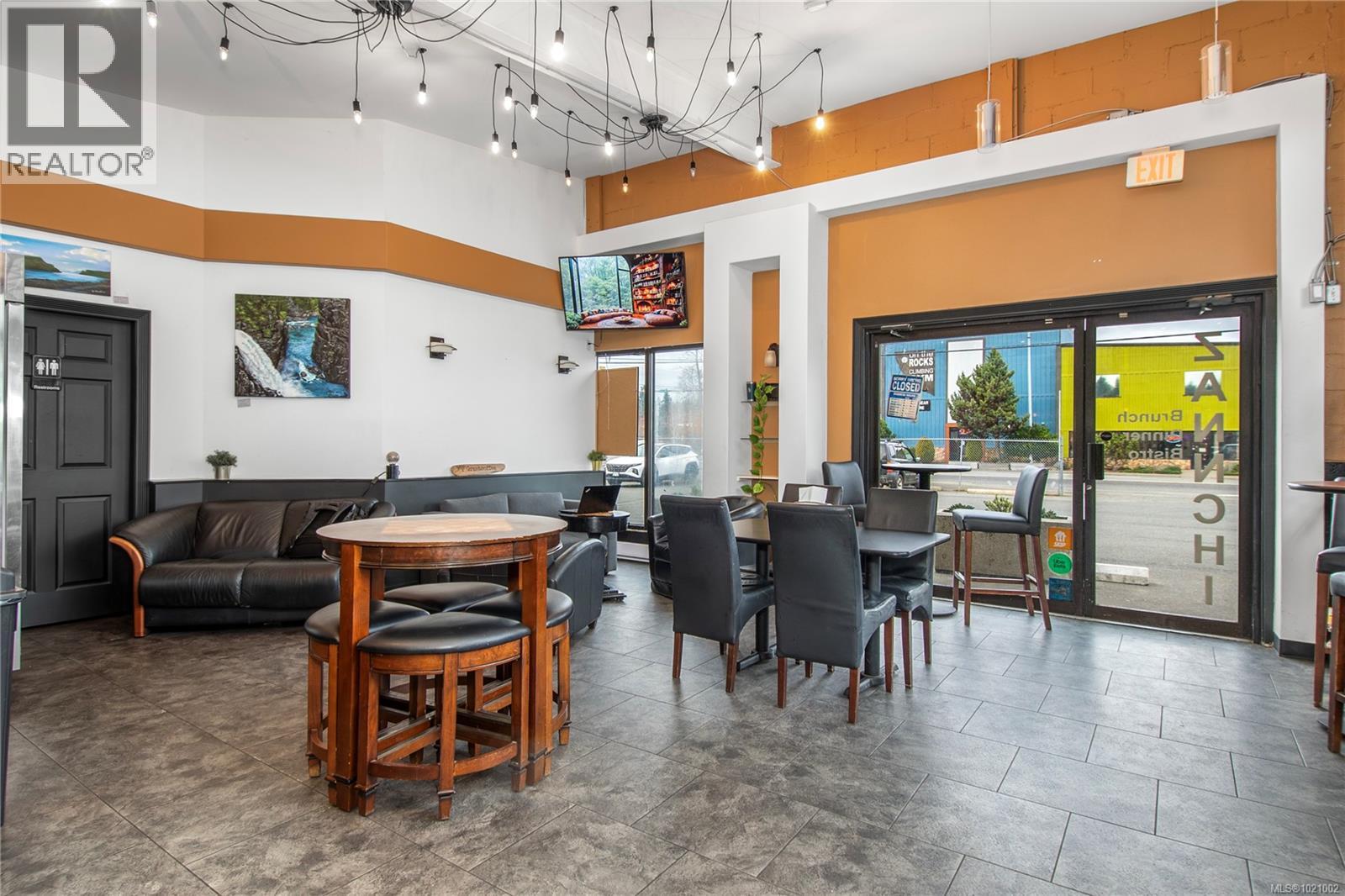 A 1995 Island Hwy, Campbell River, British Columbia  V9W 2G3 - Photo 5 - 1021002