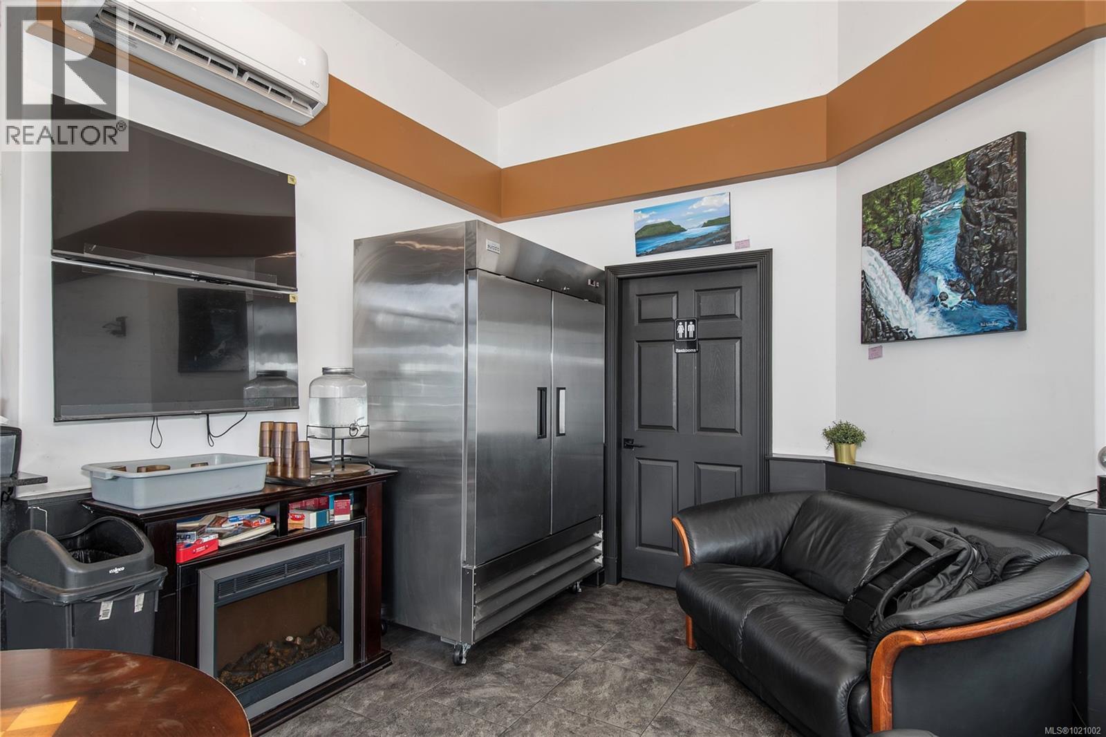 A 1995 Island Hwy, Campbell River, British Columbia  V9W 2G3 - Photo 8 - 1021002