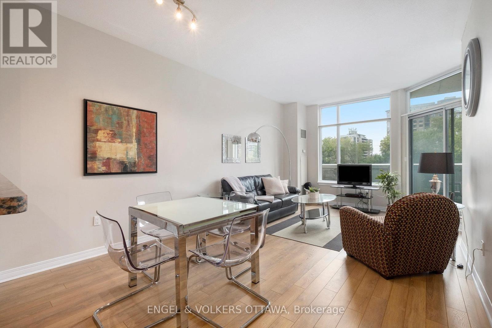 203 - 570 Laurier Avenue W, Ottawa, Ontario  K1R 1C8 - Photo 11 - X12576702