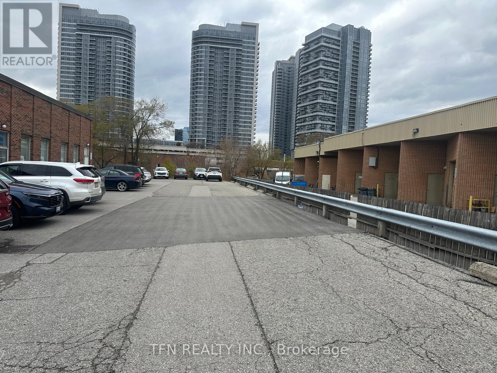 28 - 2360 Midland Avenue, Toronto, Ontario  M1S 4A9 - Photo 2 - E12493930