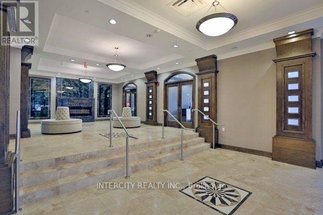 305 - 205 Lakeshore Road, Oakville, Ontario  L6K 0H8 - Photo 7 - W12576372