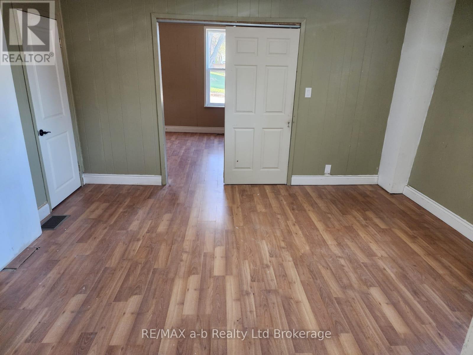 151 Albert Street, Ingersoll, Ontario  N5C 2Y3 - Photo 13 - X12576738