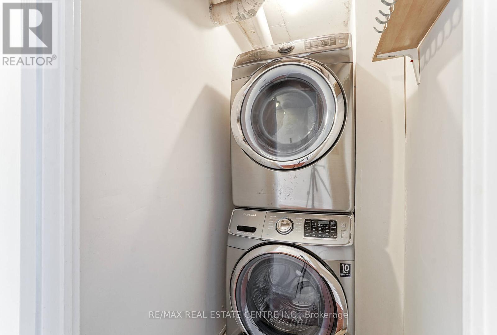 1207 - 350 Webb Drive, Mississauga, Ontario  L5B 3W4 - Photo 25 - W12576570