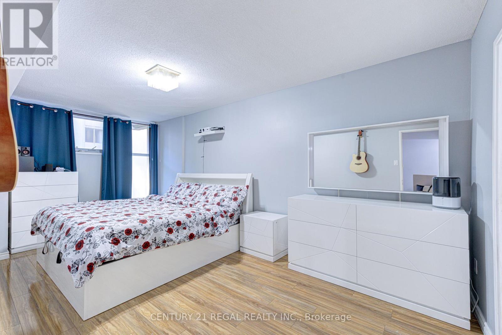 139 - 366 The East Mall, Toronto, Ontario  M9B 6C6 - Photo 22 - W12576602