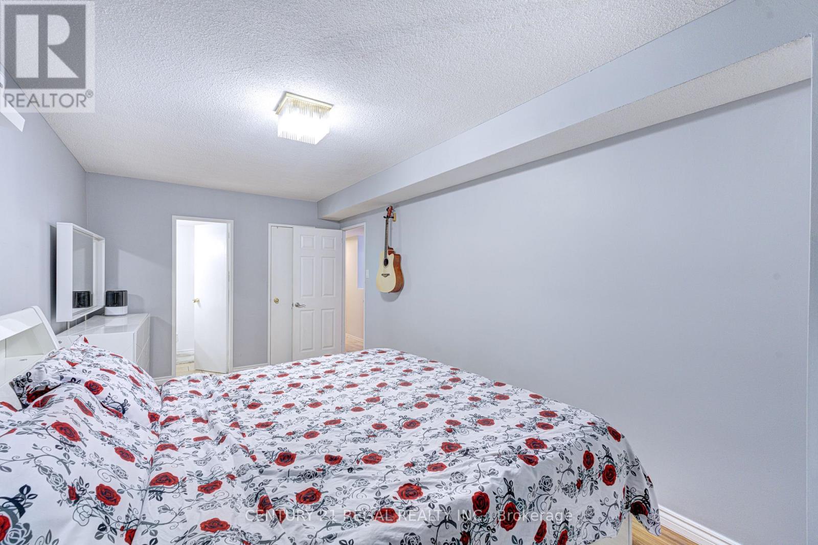 139 - 366 The East Mall, Toronto, Ontario  M9B 6C6 - Photo 24 - W12576602