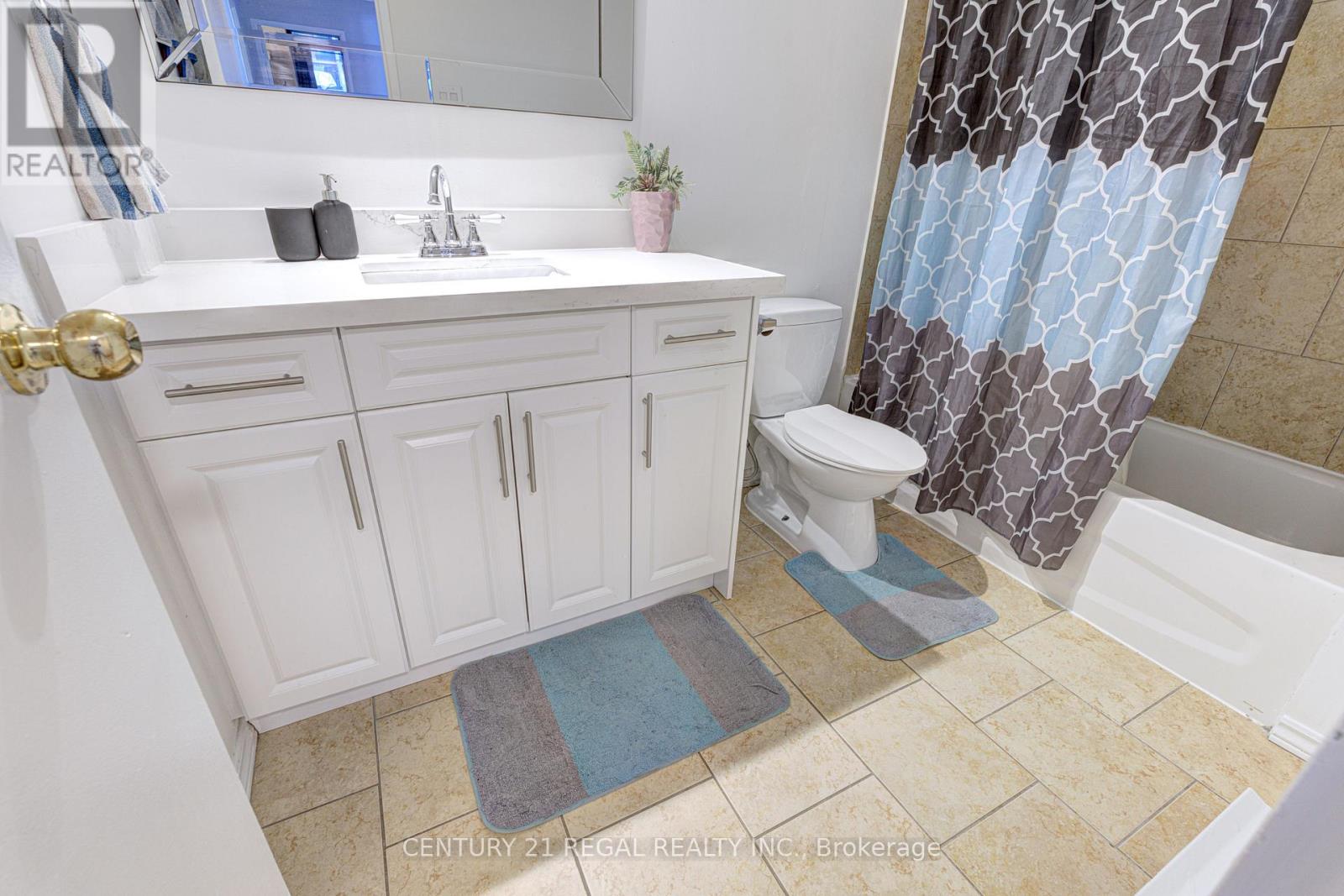 139 - 366 The East Mall, Toronto, Ontario  M9B 6C6 - Photo 30 - W12576602