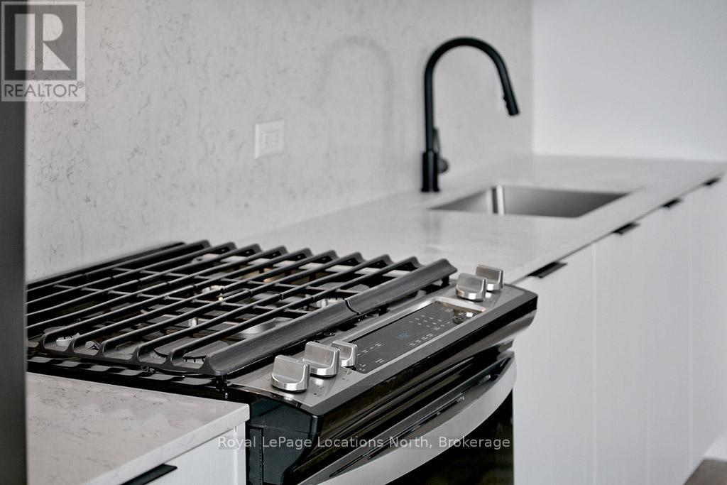 612 - 31 Huron Street, Collingwood, Ontario L9Y 5T7 - Photo 7 - S12576730