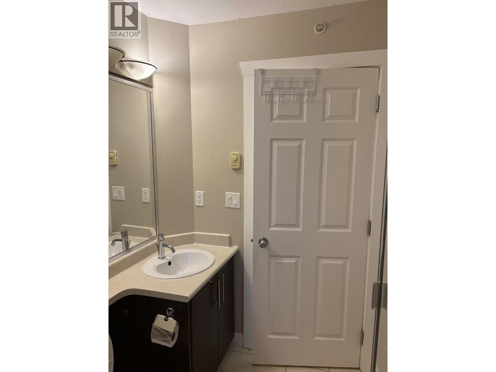 207 5211 Irmin Street Street, Burnaby, British Columbia  V5J 0C9 - Photo 12 - R3069836