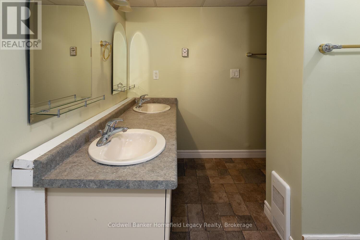 4920 Line 10 Line E, Perth South, Ontario  N4X 1C4 - Photo 25 - X12576758