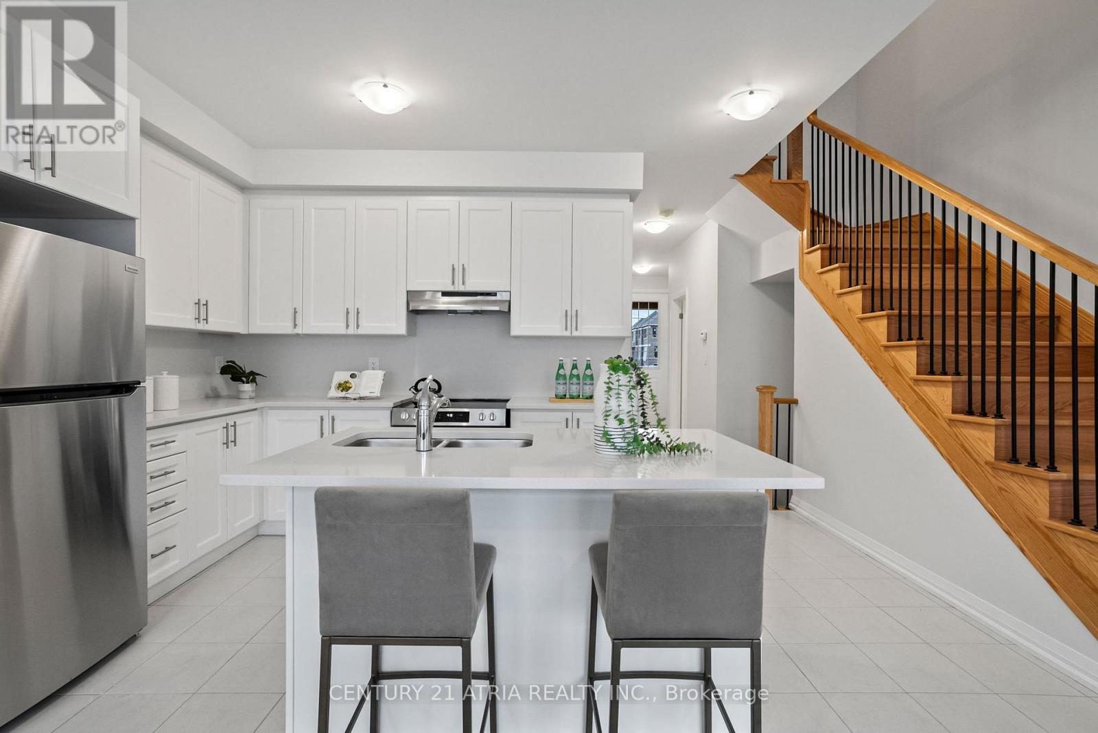 140 Corley Street, Kawartha Lakes, Ontario  K9V 0R4 - Photo 17 - X12576604