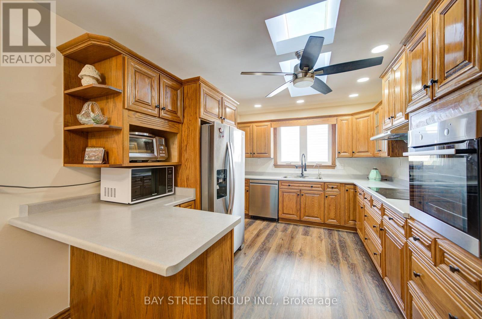 47 Cecil Street, St. Catharines, Ontario  L2N 4B3 - Photo 10 - X12576620