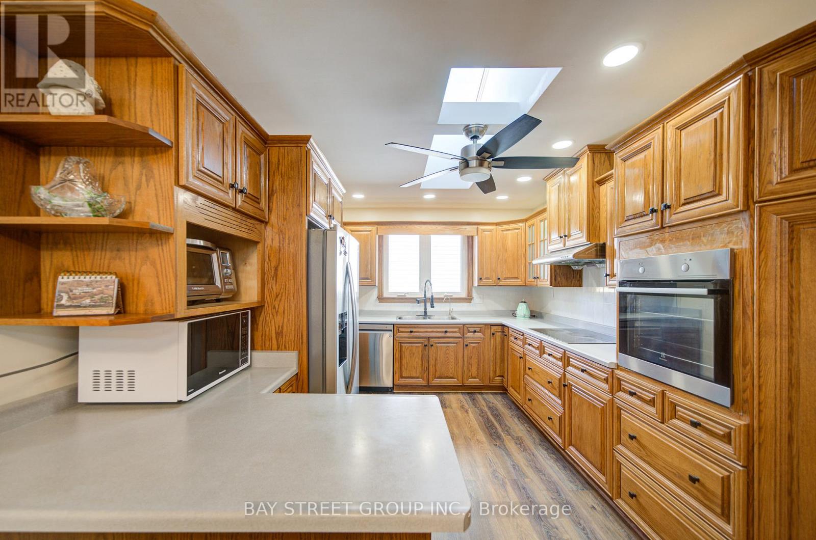 47 Cecil Street, St. Catharines, Ontario  L2N 4B3 - Photo 11 - X12576620