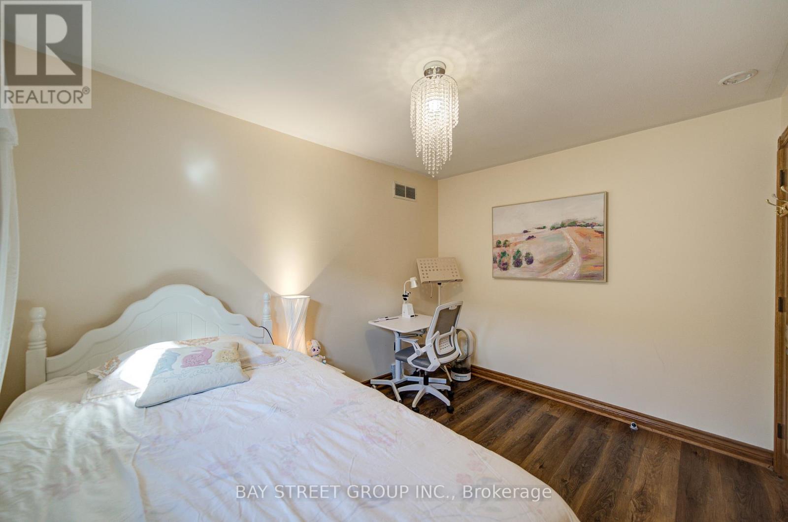 47 Cecil Street, St. Catharines, Ontario  L2N 4B3 - Photo 30 - X12576620