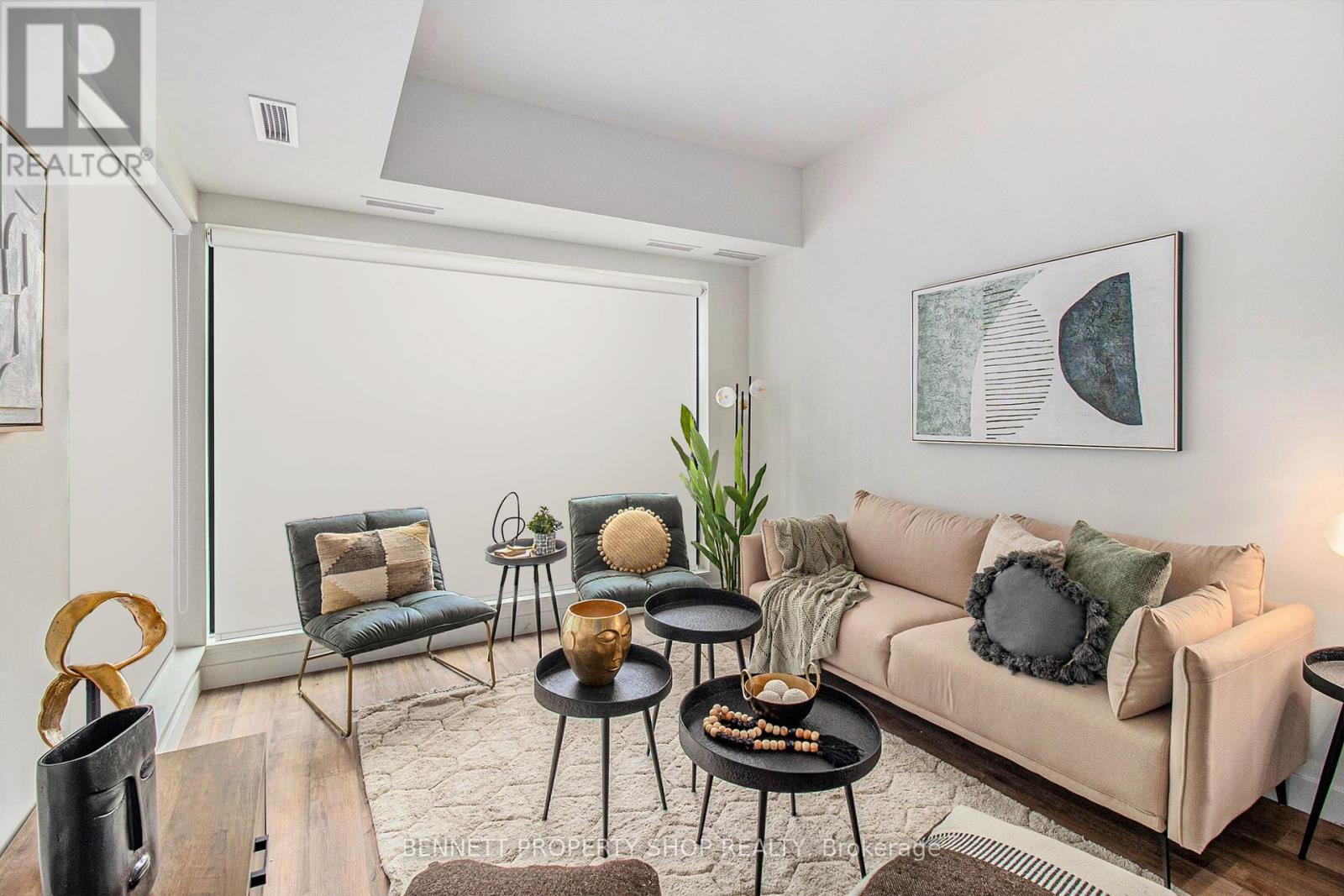 814 - 600 Mountaineer Private, Ottawa, Ontario  K1G 6Y8 - Photo 3 - X12442281