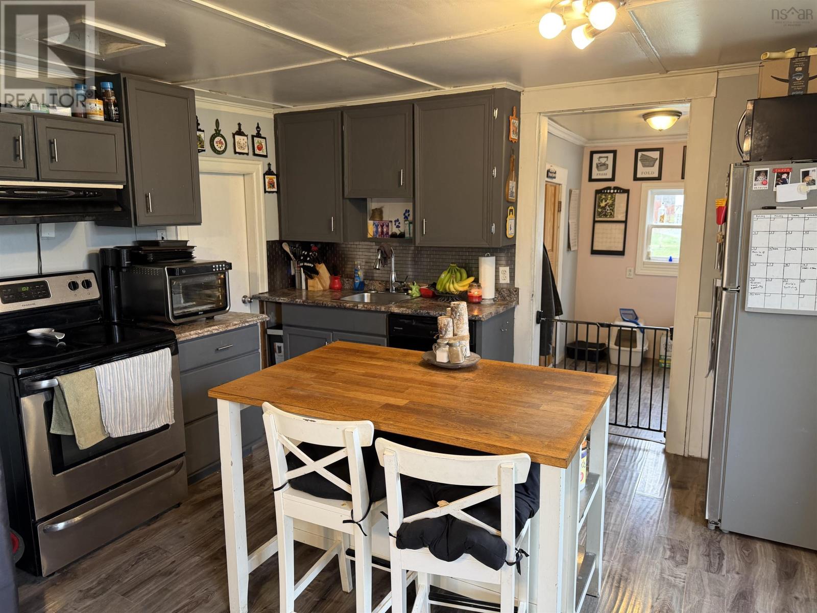 2149 Cowan Street, Westville, Nova Scotia  B0K 2A0 - Photo 6 - 202528548